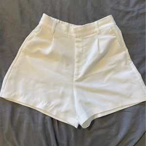 Abercrombie - White Tailored Shorts - Size M